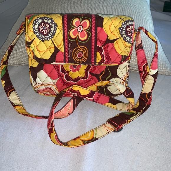 Vera Bradley - Picture 2 of 5